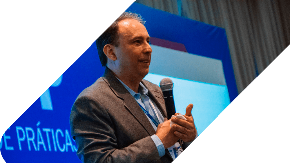 Gilberto Casares em apresentação